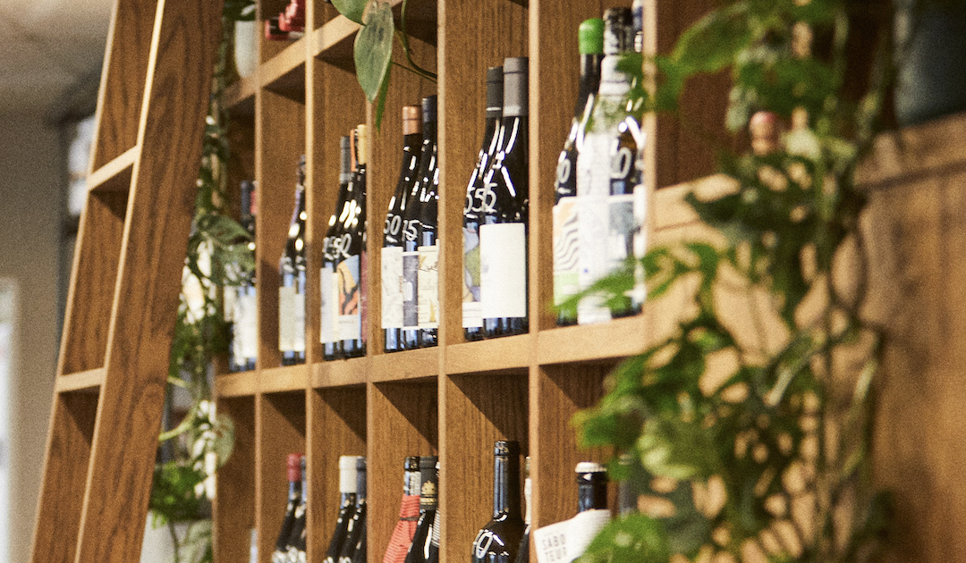 From Work to Wine: Unwind After Work with August’s Wine Tastings at Vine & Dandy